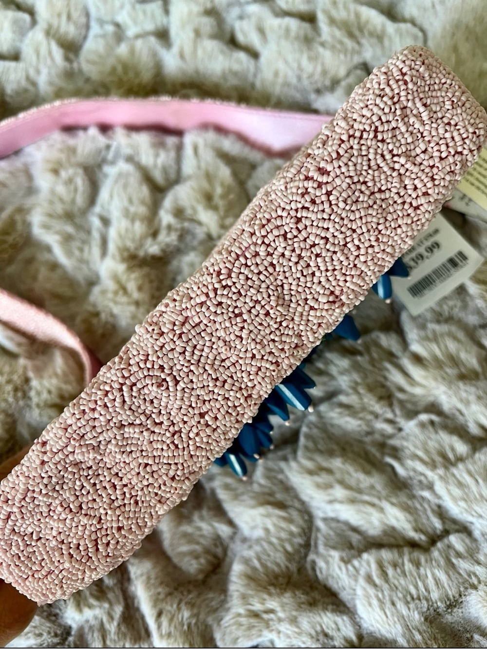 Handcrafted Pink Beaded Shoulder Bag with Blue Hydrangea Appliqué - Picture 5 of 7